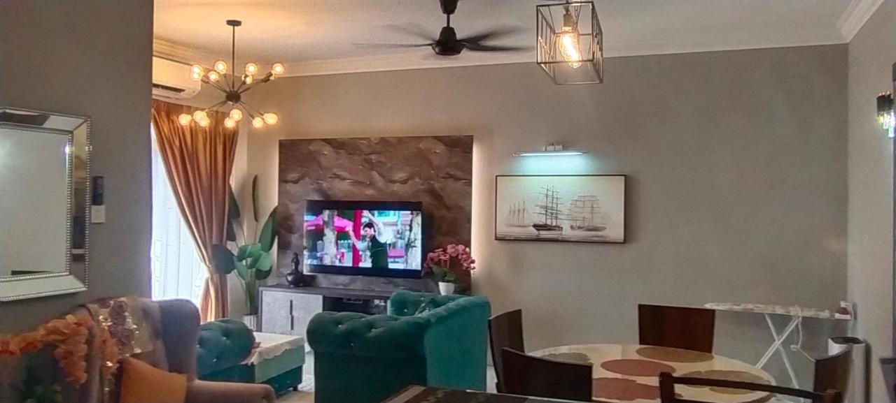Cmk Apartmen Mutiara Tower 3 Bedroom Kota Bharu#Netflix Exterior foto